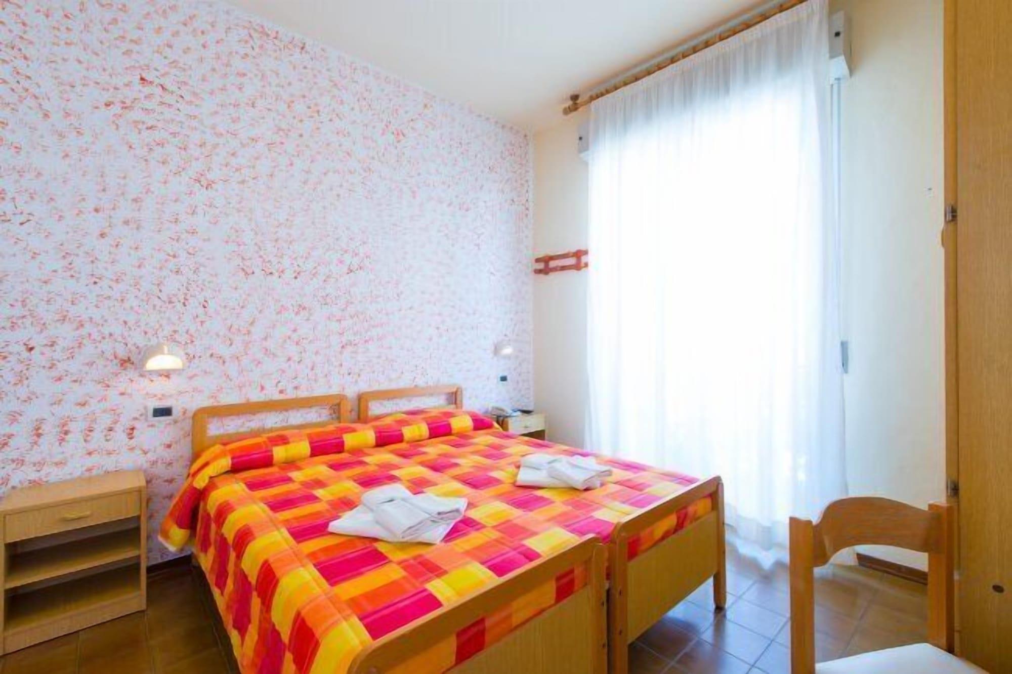 Hotel Losanna Rimini Dış mekan fotoğraf